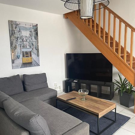 Gare Family Home Laval  Esterno foto