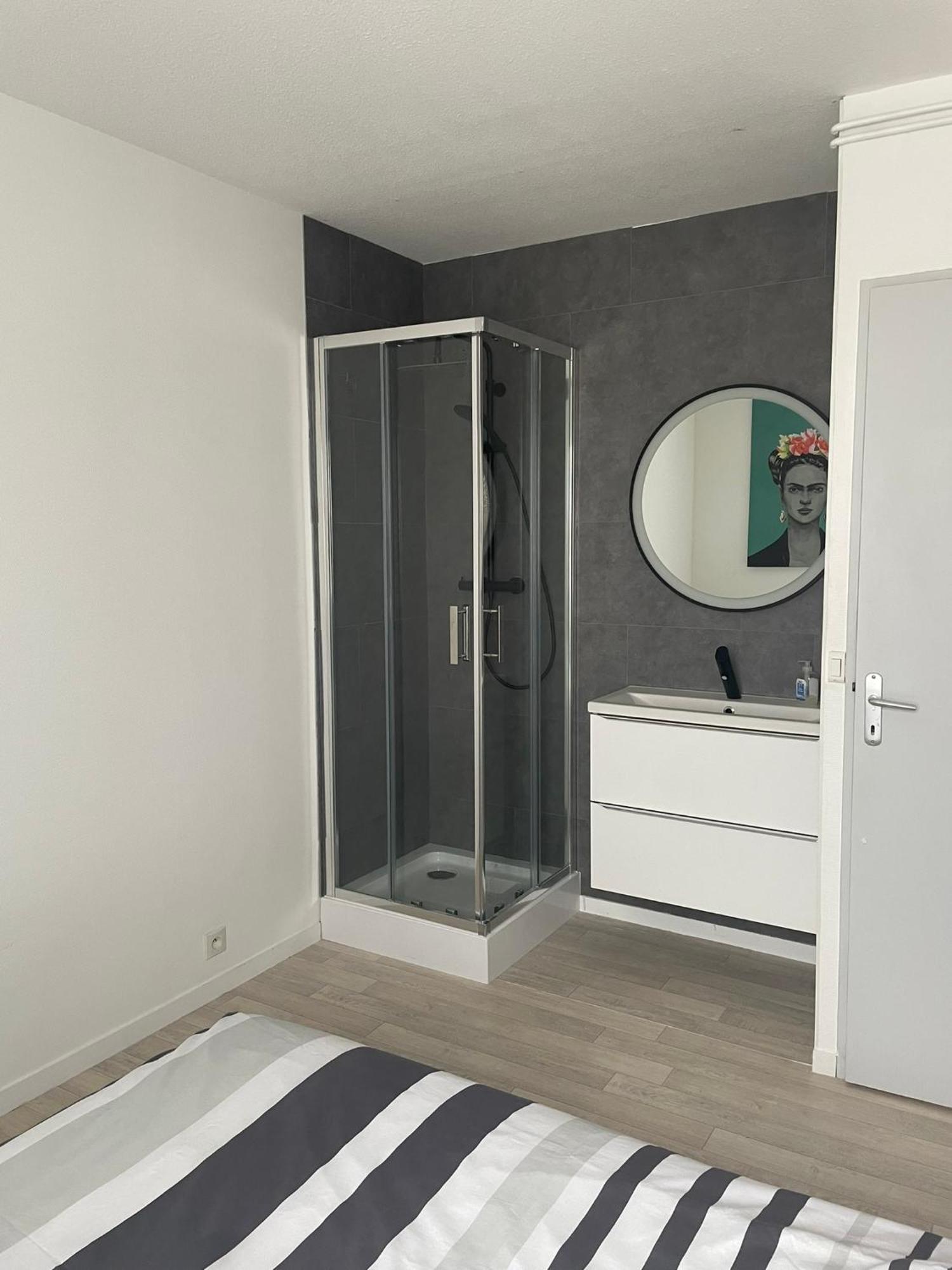 Gare Family Home Laval  Esterno foto