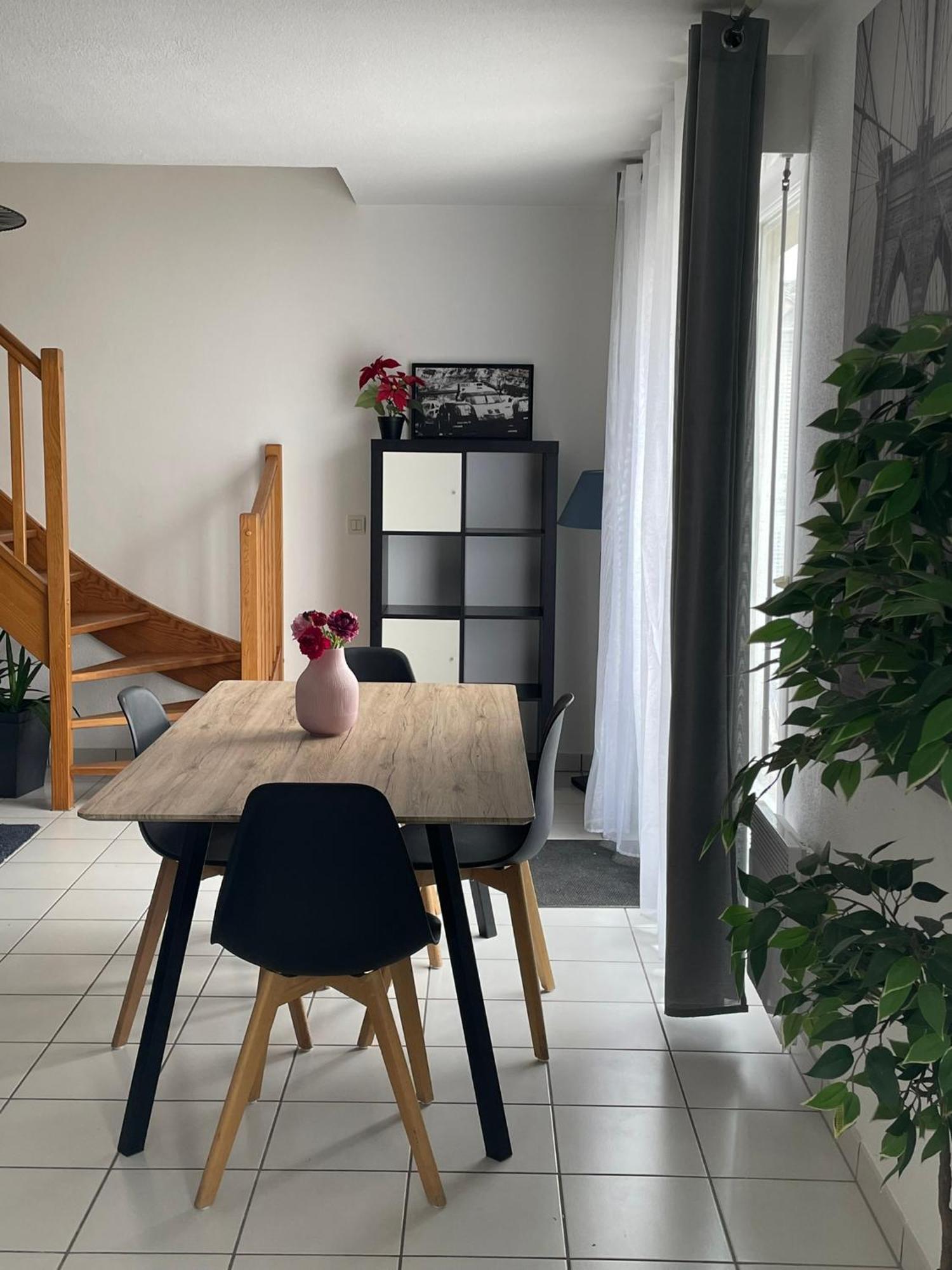 Gare Family Home Laval  Esterno foto